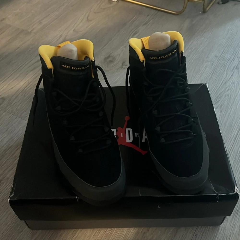 Like new Air Jordanian 9 Retro